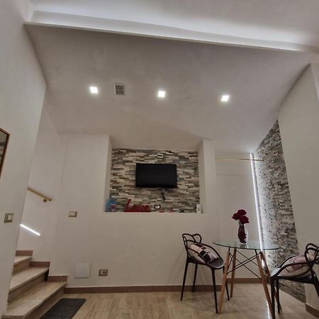 The Love Basement Appartement Rome Buitenkant foto