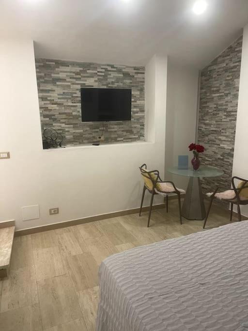 The Love Basement Appartement Rome Buitenkant foto