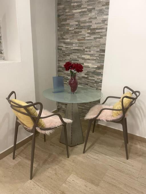 The Love Basement Appartement Rome Buitenkant foto