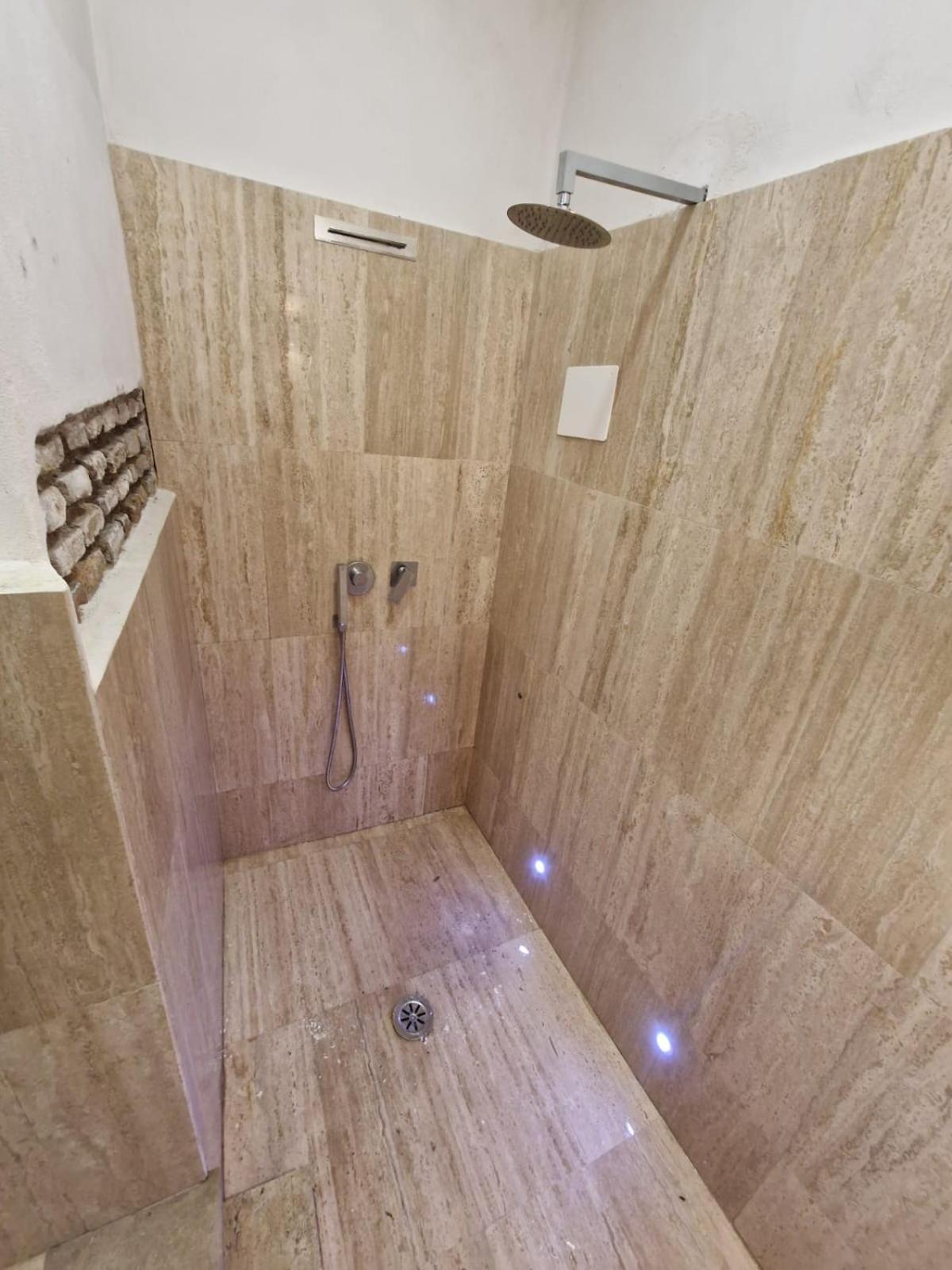 The Love Basement Appartement Rome Buitenkant foto